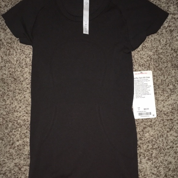 NWT Lululemon Swiftly Tech 2.0 Short Sleeve Crew - Picture 6 of 6